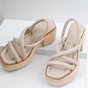 Paloma Barcelo Beige Women's Sandals